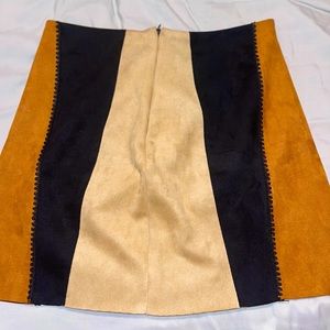 Unworn Zara skirt size small